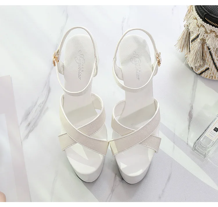 14228672474_2138732029