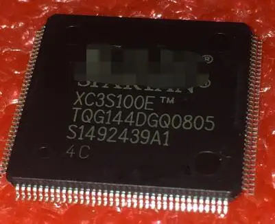 Бесплатная Доставка 10 шт. XC3S100E-4TQG144C XC3S100E TQFP144