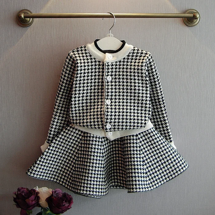 

Girls Thousands of Birds Knitting Suit 2018 Korean-style Children Long Sleeve Sweater Cardigan + Skirt Two-Piece Set R63102