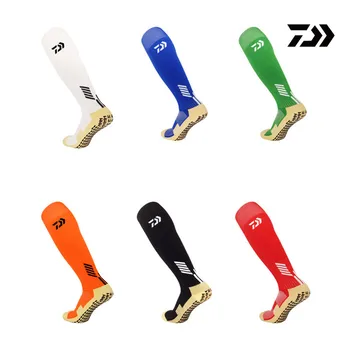 

Daiwa Fishing Sports Socks 2020 Breathable Non-slip Football Basketball Man Socks Mountaineering Skiing Children Wearable Socks