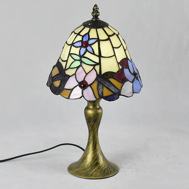 

Tiffany Table Lamp E27 Baroque Bedroom Bedside Lamp Creative Fashion Retro Table Lamp
