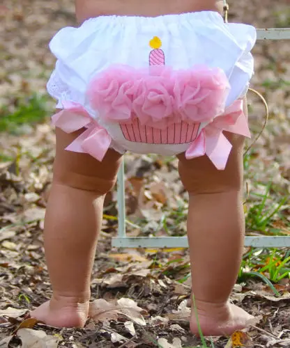 Новинка 2018 года шорты для новорожденных девочек с объемными цветами и рюшами