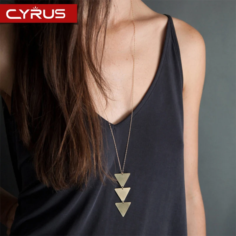 

Triangle Pendant Necklace Long Chain Choker for Women Men Hollow Sweater Chain Gold Silver Choker Necklace Female Daily Jewelry