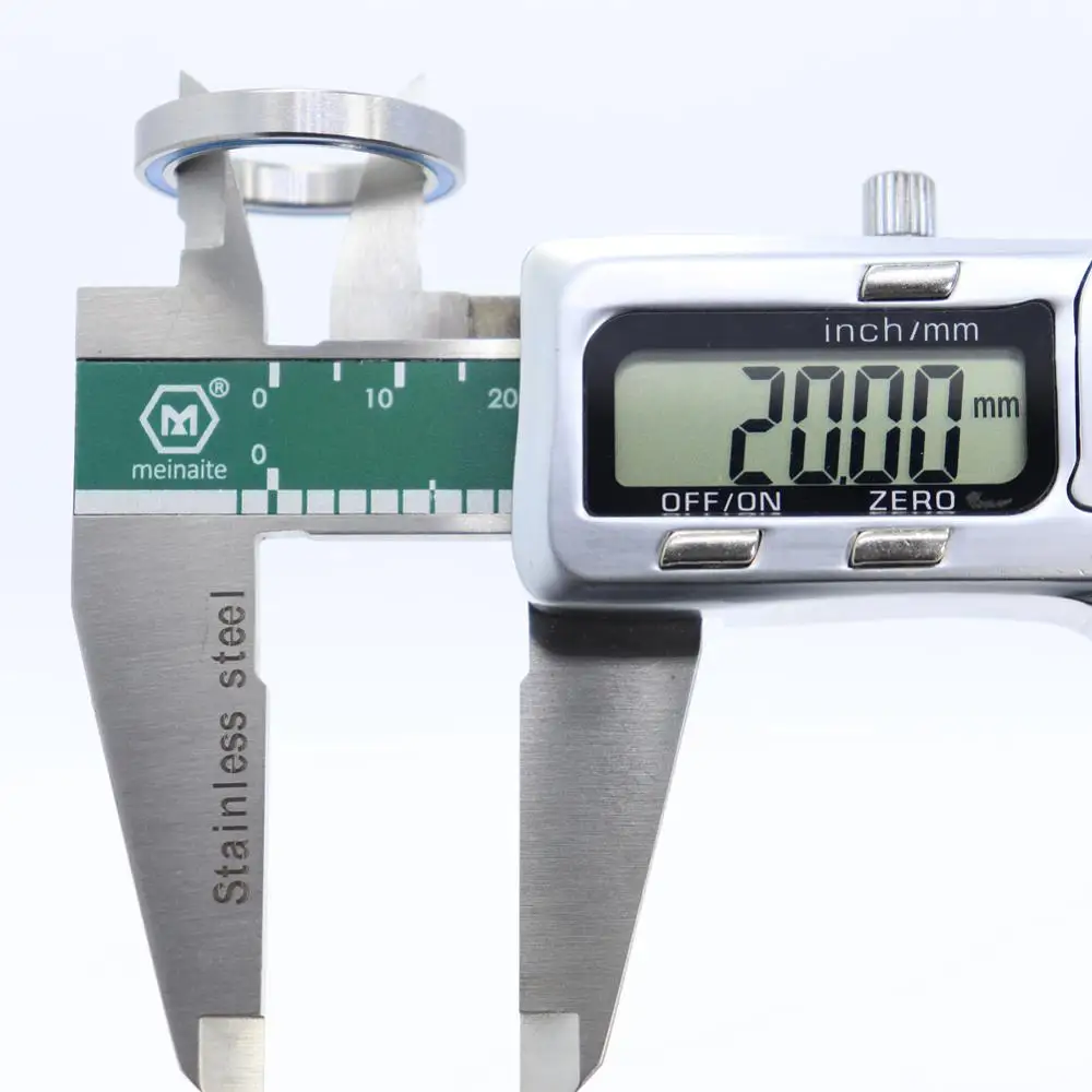 Roulement RC 6704RS 20x27x4mm ABEC-3 en acier chromé, vue de profil