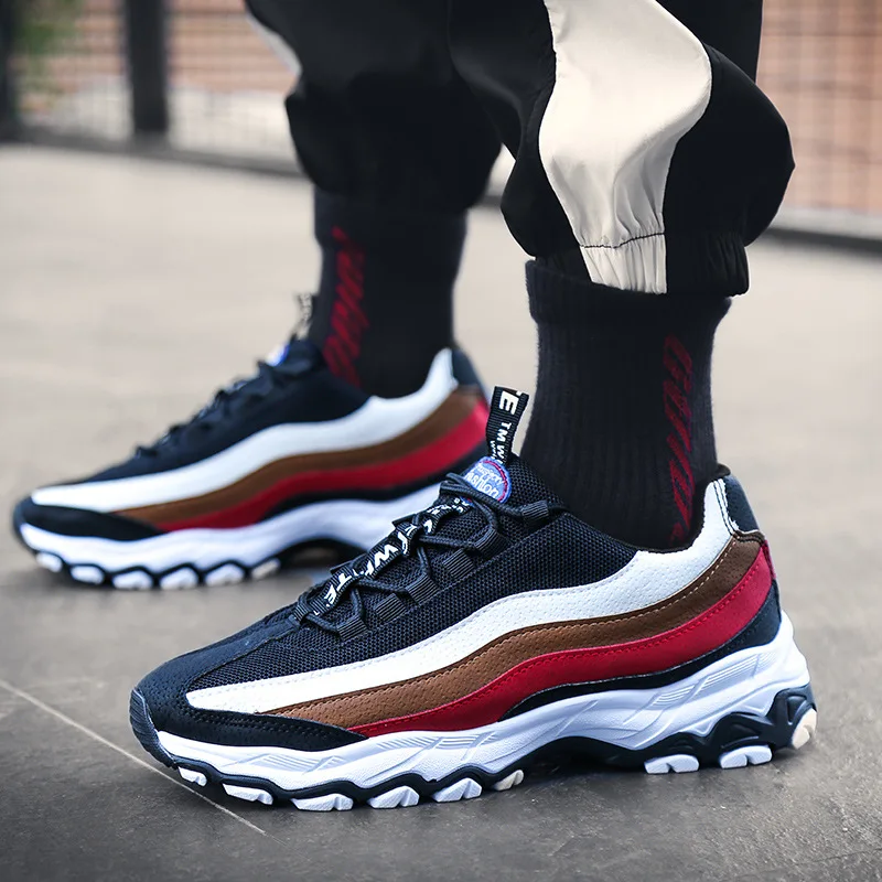Billig 2020 neue Männer Chunky Turnschuhe Spitze up Flache Beiläufige Schuhe mit Plattform Stilvolle Mischfarbe Atmungsaktive Erwachsene Männliche Tenis schuhe