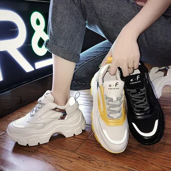 

Women's Shoe 2019 All-match Cake Thickness Leisure Time Shoes Tide