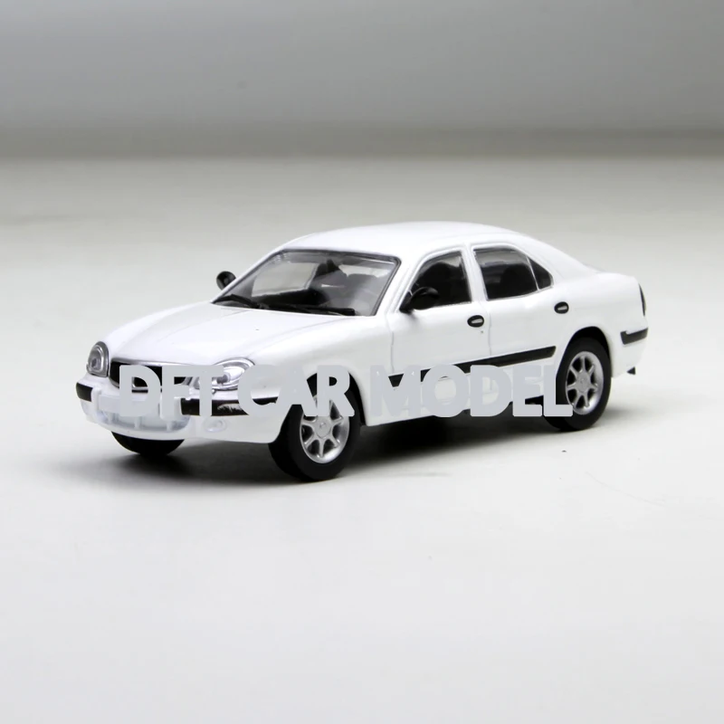 1:43 Масштаб сплава игрушечных транспортных средств GAZ-3111 автомобиль модель детских игрушечных автомобилей авторизованный игрушки для детей - Цвет: 2