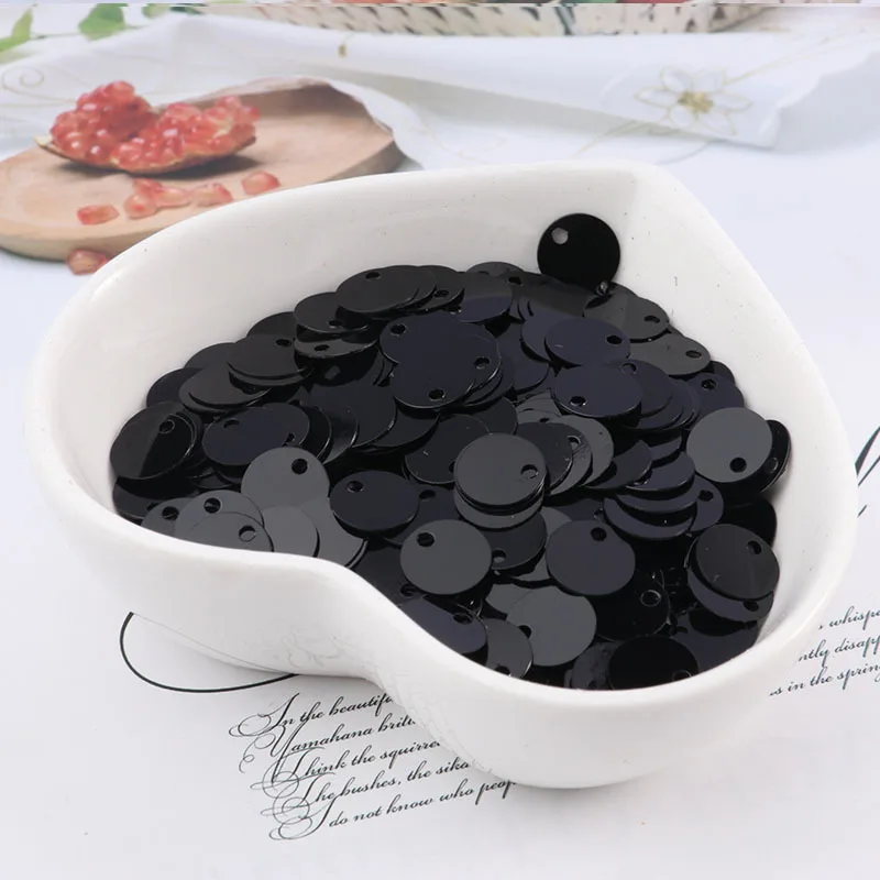 Savica 20g/lot 6mm PVC Loose Round Glitter Sequins Beads For Crafts Paillette Sewing Decoration DIY Clothes Accessories LX054 - Цвет: Black