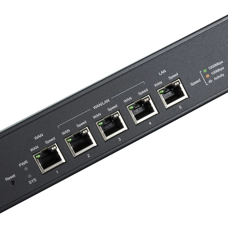 Роутер TP-Link SafeStream TL-ER6020 10/100/1000BASE-TX черный