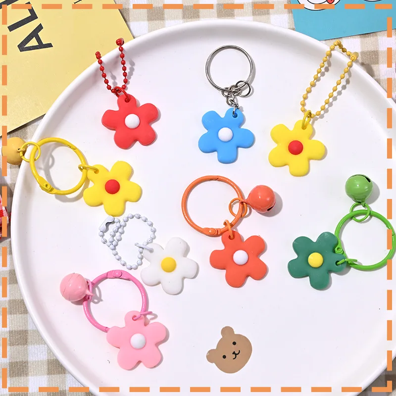 

Small and Colorful Flowers.Wear Small Bell Key Chain with A Bag Pendant 4pcs