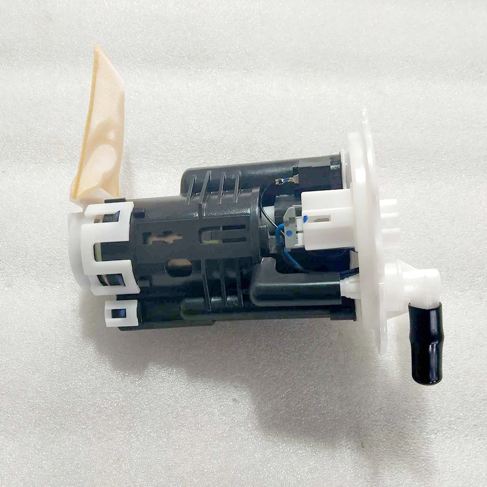 Топливный фильтр в сборе с насосом для семейства Mazd-a 323 protege BJ 1998-2003 Ma-zda premacy 1999-2004 C