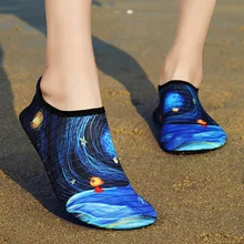 Женская водонепроницаемая обувь для плавания с принтом носков; цветные летние пляжные кроссовки; носки; тапочки для мужчин и детей