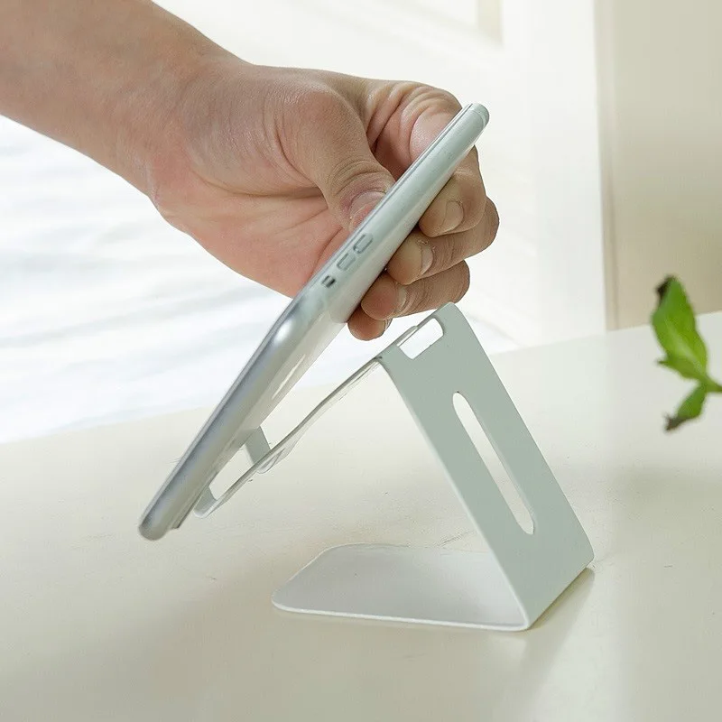 

Mobile Phone Bracket Creative Universal Mobile Phone Charging Base Tablet PC Desktop Stand Small And Portable Small Holder