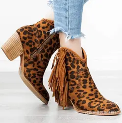 2019 г.; пикантные женские Ботинки martin в стиле ретро с острым носком и леопардовым принтом на толстом высоком каблуке с бахромой; женская обувь
