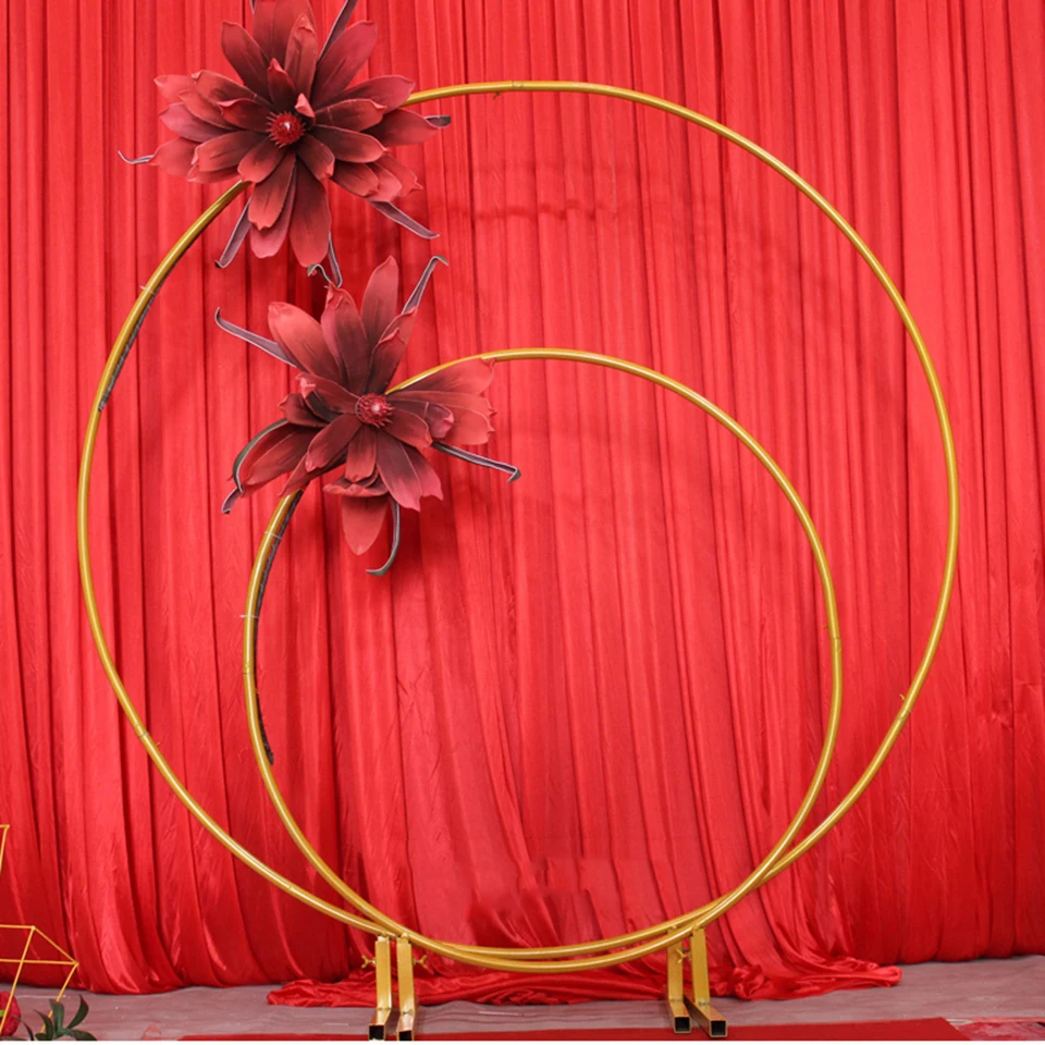 Ring Iron Wedding Arch Props (3)