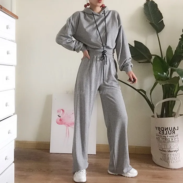 Женский однотонный спортивный костюм комплект из двух предметов: толстовка