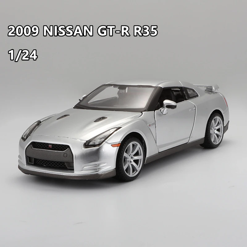 

Maisto 1:24 2009 NISSAN GT-R R35 Токио моды брелок для автомобильных ключей, Модель литья под давлением модель автомобиля моделирование автомобиля украшения коллекция игрушка в подарок