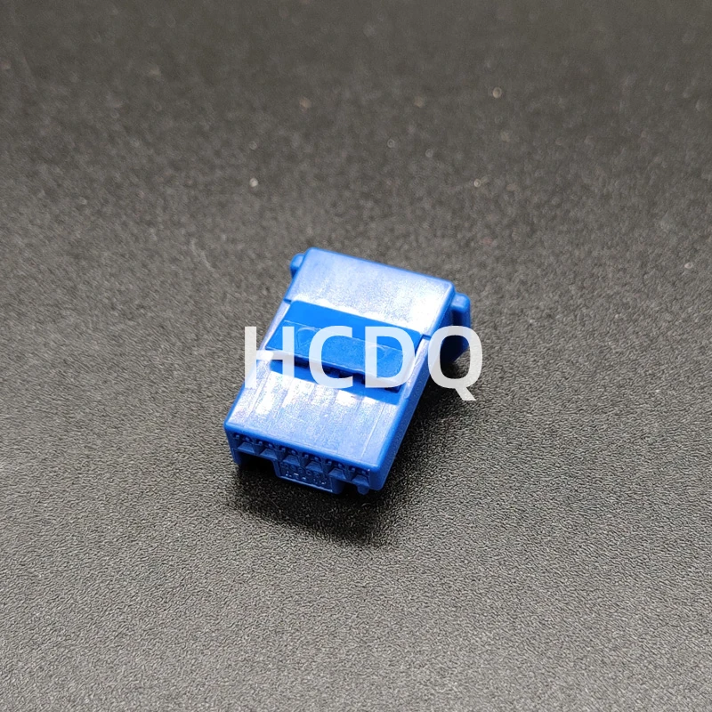 The original 90980-12C69 6PIN automobile connector plug shell and connector are supplied from stock