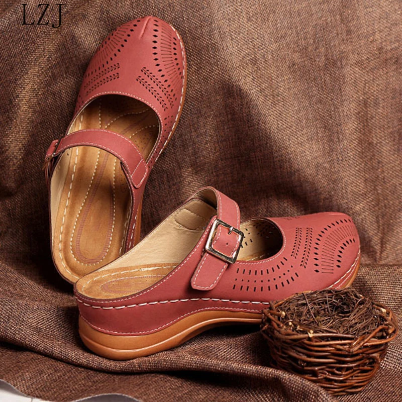 

Summer Sandals Women Shoes Plus Size 46 Women Summer Footwear Hollow Round Toe Flip Flops Beach Shoes Platform Ladies Sandals