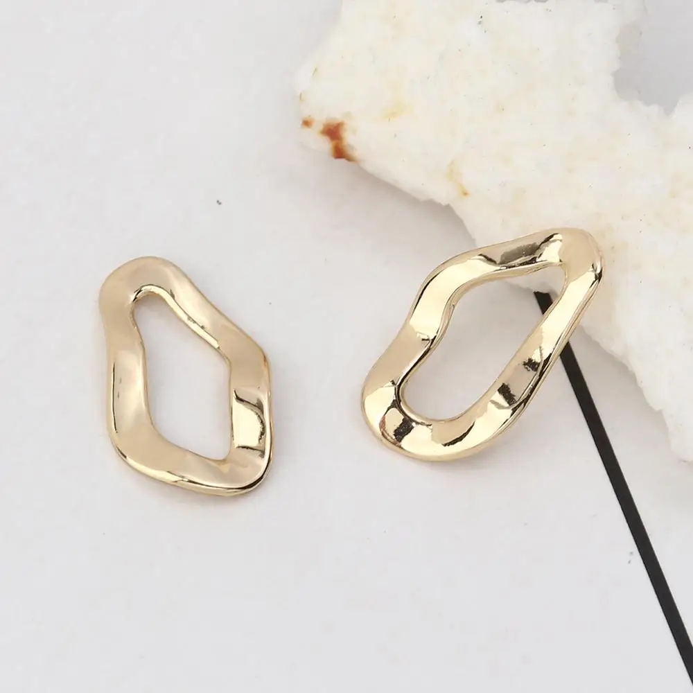 

DoreenBeads Fashion Zinc Based Alloy Connectors Drop Gold Color Jewelry DIY Findings Trendy Components20mm x 12mm, 4 PCs