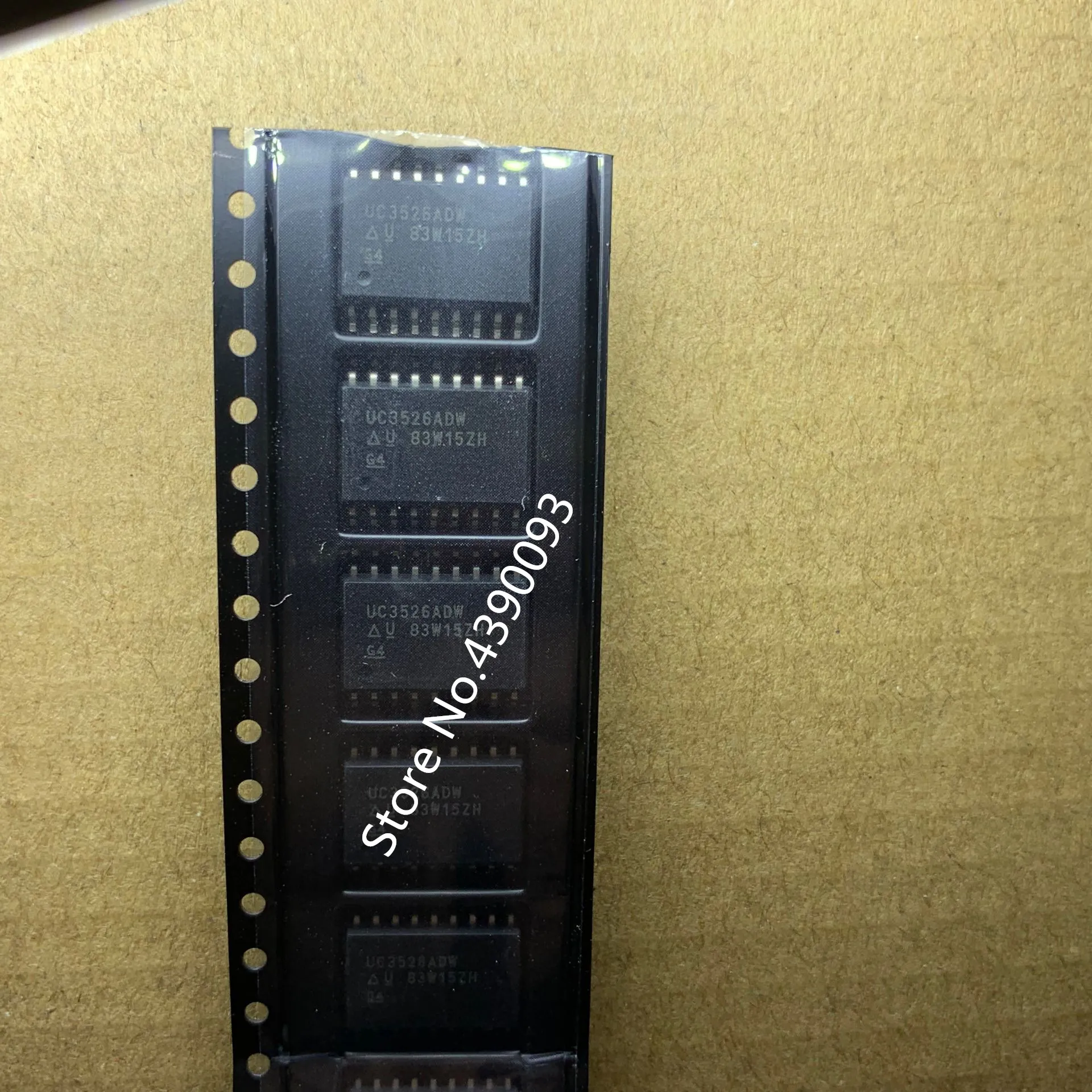 

10pcs/lot UC3526 UC3526DW UC3526ADW SOP18