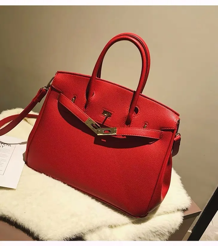 Bolsos de cuero de mujer bolsos de hombro de lujo высокое качество con Bola de nuevos bolsos de цепи, заклепки, отличное качество de mujer; большие размеры