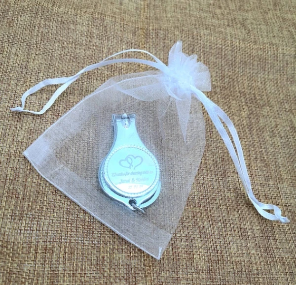 white gift bag pack 50 шт. персонализированные свадебные с фото/Крещение/День рождения/юбилей многофункциональный штопор/брелок/кусачки для ногтей - Цвет: white gift bag pack
