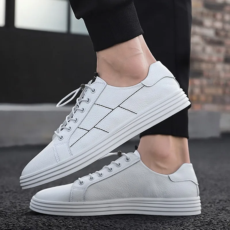 

Concise Casual Slip On Flat Mens Shoes For Men Lace-Up Solid Shoes Lightweight Breathable Outdoor Shoes Non-Slip Simple Sneakers
