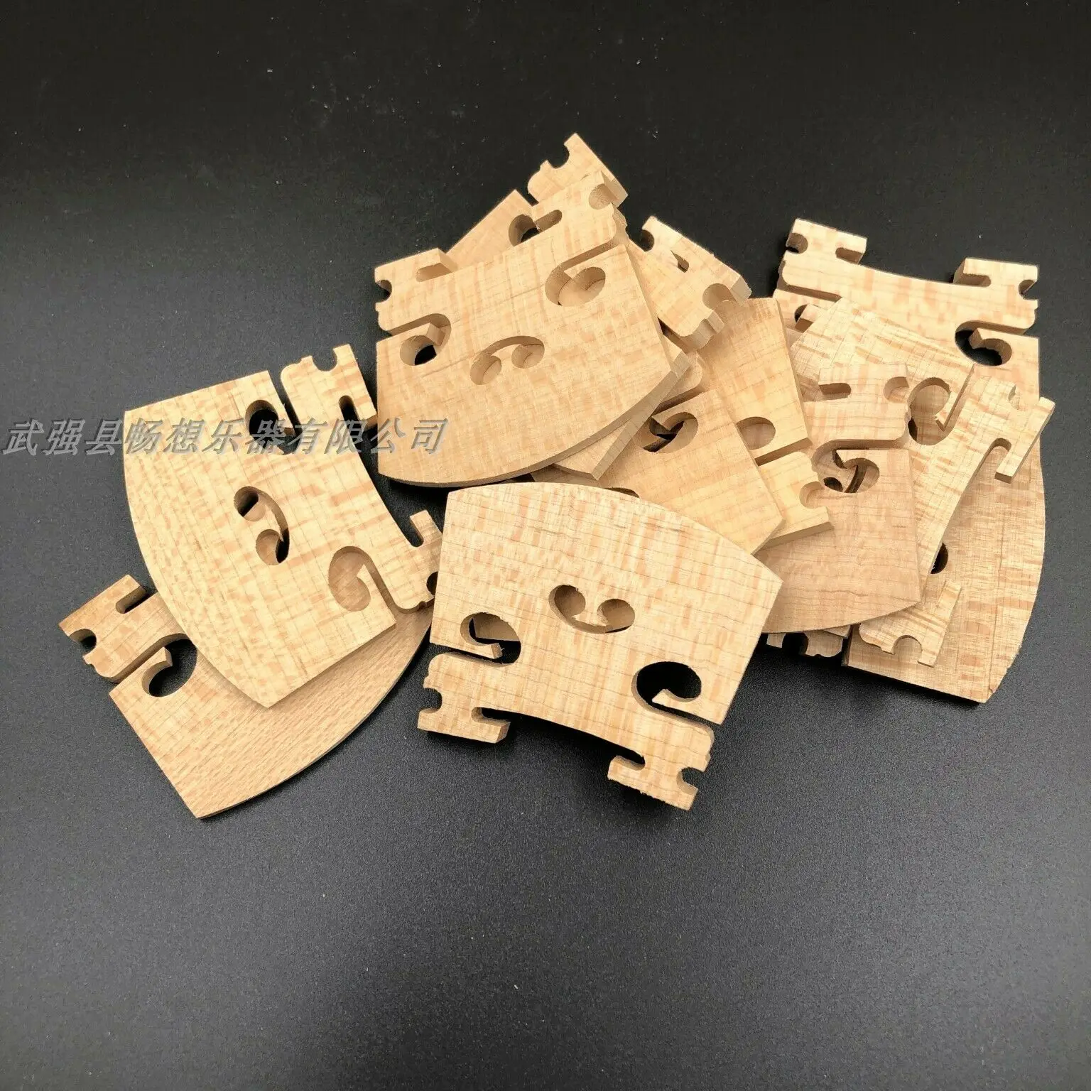 Violin Accessories 20 pcs 4/4 violin bridges solid maple wood dried open air 15 years