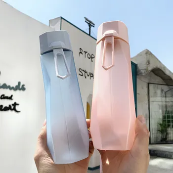 

Sports Bottle Outdoor Sports Bottle Portable Drop-Resistant Plastic Rope Holding Student Scrub Casual Cup