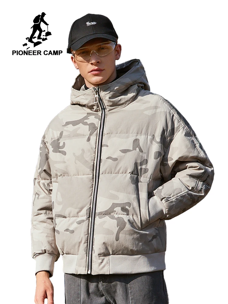 Pioneer Kamp nieuwe dikke Mannen Duck Down Jacket Hooded Winter Camouflage Outdoor Rits Korte Jas Voor Heren AYR903429T Pioneer Kamp nieuwe dikke Mannen Duck Down Jacket Hooded Winter Camouflage Outdoor Rits Korte Jas Voor Heren AYR903429T