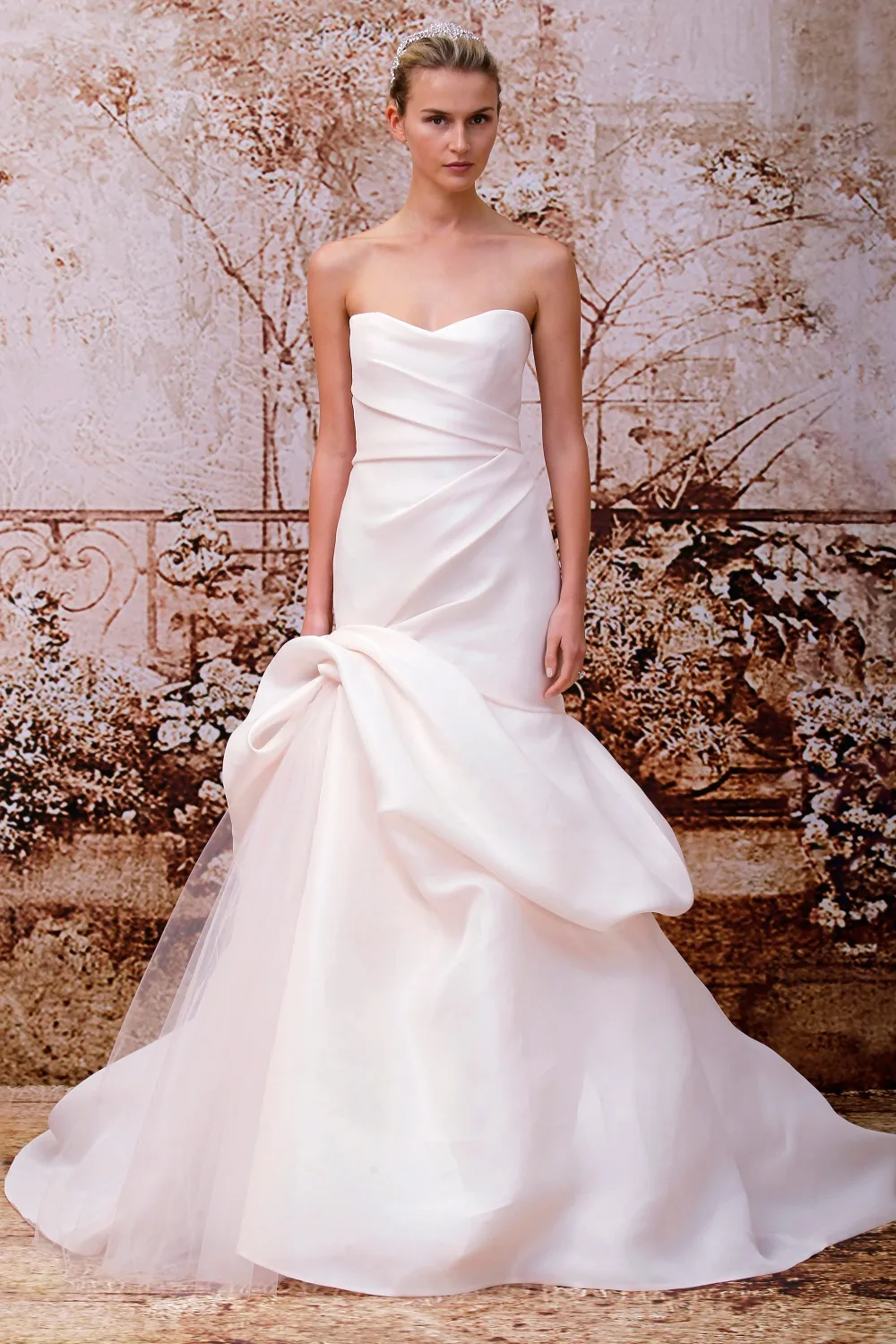 Romantische A-lijn Vestido De Noiva Casamento Goedkope Bruiden Bruidsjurk 2016 Nieuwe Modieuze Sexy Sweetheart Roze Lange Trouwjurk Romantische A-lijn Vestido De Noiva Casamento Goedkope Bruiden Bruidsjurk 2016 Nieuwe Modieuze Sexy Sweetheart Roze Lange Trouwjurk