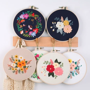 

Embroidery Starter Kit For Beginner Three-dimensional DIY Full Range Pattern Cross Stitch Kits with Embroidery Hoop