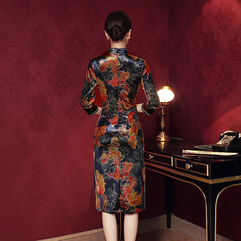 Print Flower Plus Size 3xl 4xl Qipao Vintage Mandarin Collar Women Cheongsam Sexy Slim Split Vestidos Exquisite Velvet Dress