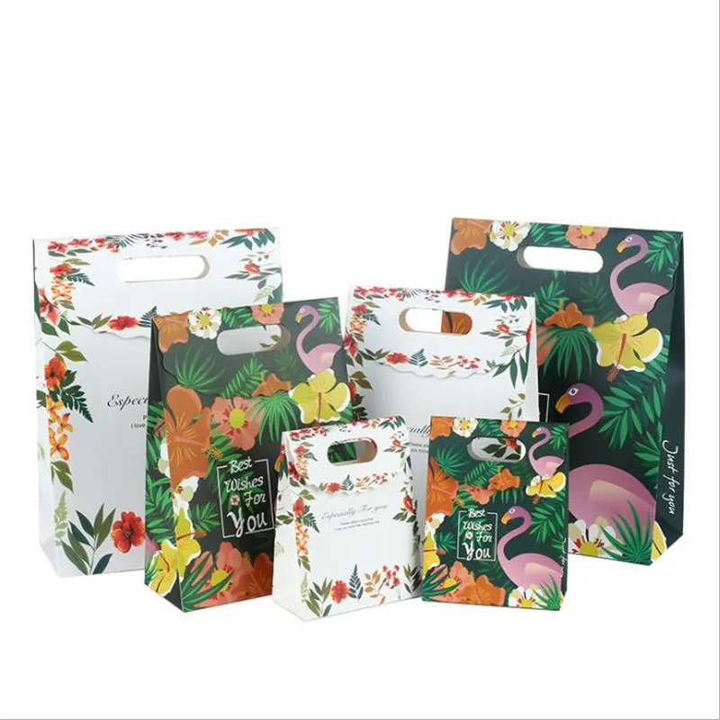 10pcs Thick Quality Flamingo Christmas Paper Box Gift Bag Leaves Portable Gift Packing Bag Birthday Party Favor Stand Bags