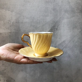 

Golden Ceramic Tea Cup Set of 6 European simple Cappuccino Cup and Saucer with Holder Afternoon Tea kaffeetasse Tableware AF50BD