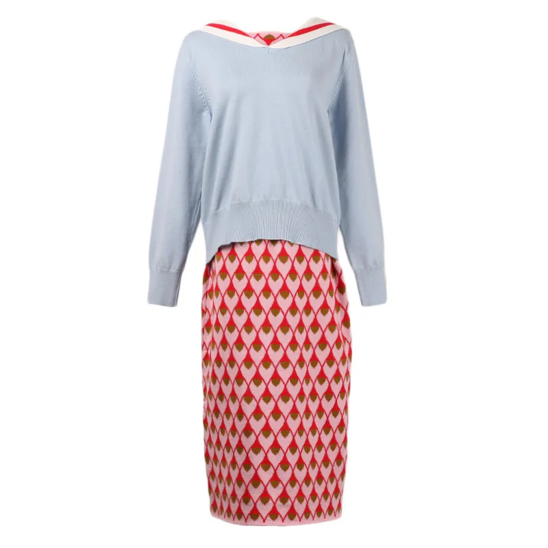 

of new fund of 2018 fall in Europe and the joker head long sleeve shirt + color matching skirt suits female love spot