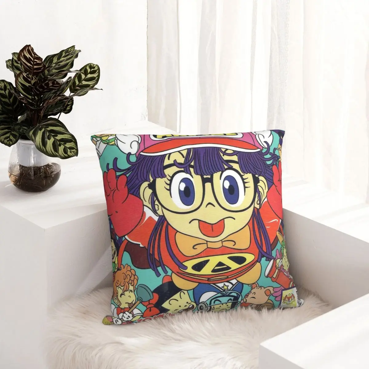 Рисунок 6 - Квадратный чехол для подушки Dr. Slump Arale