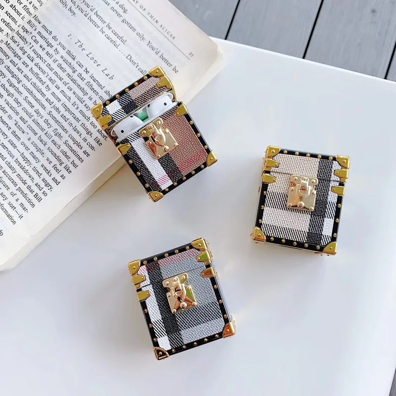 

Luxury Square Metal Rivet Earphone Case for Apple Airpods 1/2 INS Retro Striped Grid Stand Earbud Case Protect Shockproof Case