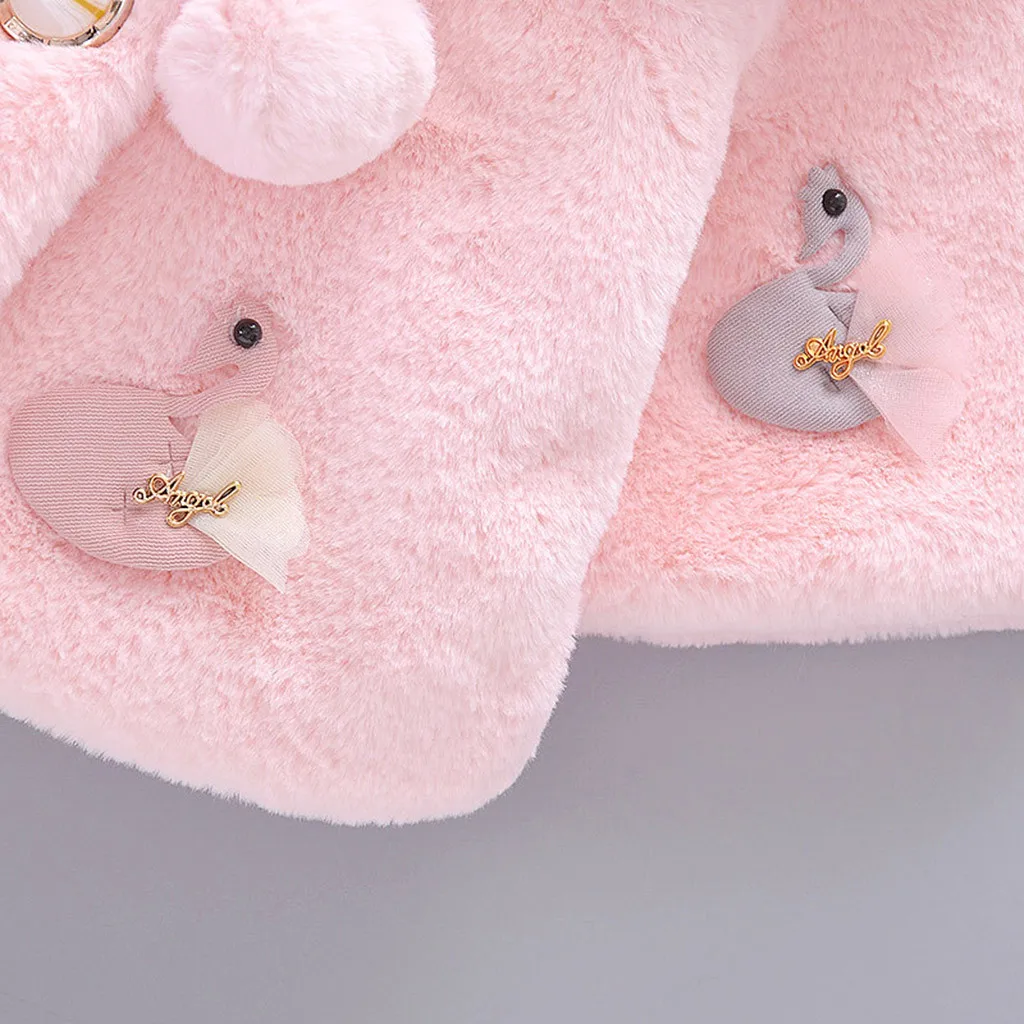 Sweet Toddler Baby Girls Winter Cartoon Bow Faux Fur Cape Cute Pompom Windproof Coat Warm Cloak Kids Clothes winterjas meisje