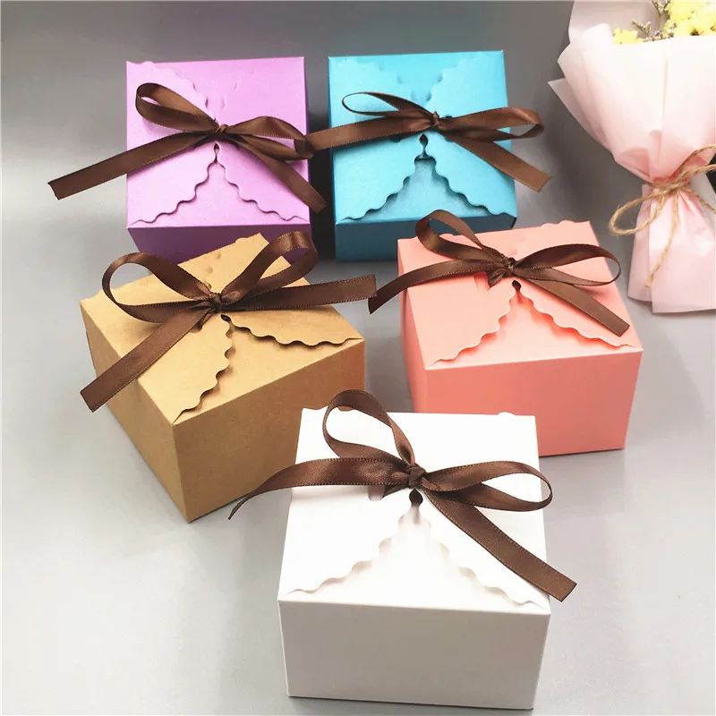 

25Pcs/Lot Multi Colors And Free Ribbon Strings Paper Box For Engagement Festivals Birthday Gift Favor Chocolate Box Container