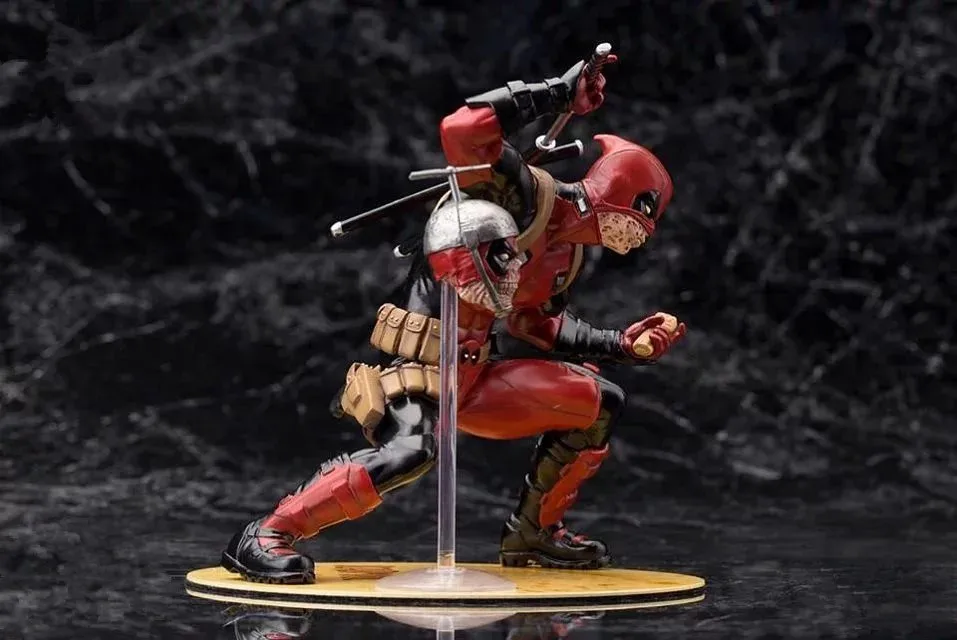 

Anime Toy X-Men Deadpool Red Limited Edition-Assembled Converter Boxed