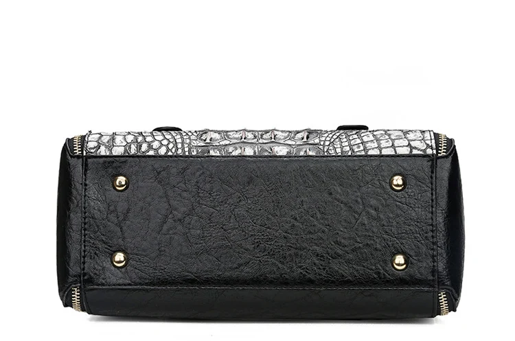 12512638746_377619387