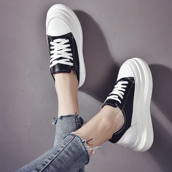 

Spanish niche shoes thick bottom white shoes women's shoes 2020 spring and autumn new wild Korean sponge cake shoes