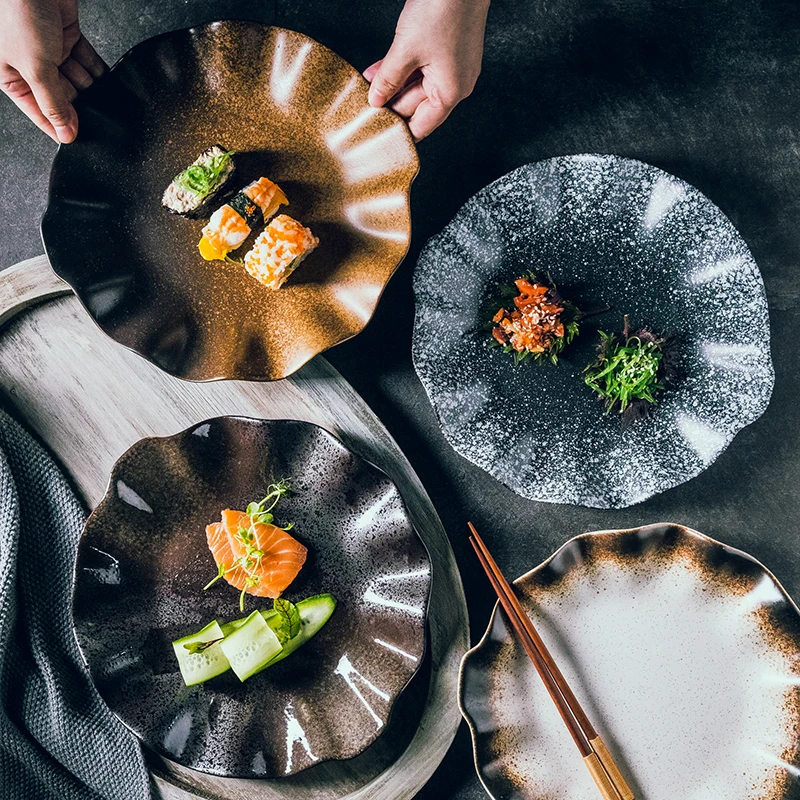 Японская керамическая плоская тарелка креативная с листьями лотоса десертная