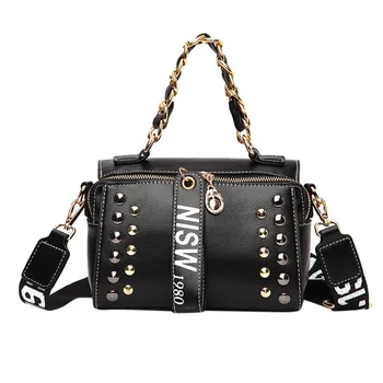 

Women's Shoulder Messenger Bag Handbag Casual Small Square Bag Fashion Trend Simple Wild Rivets Alphabet Chain