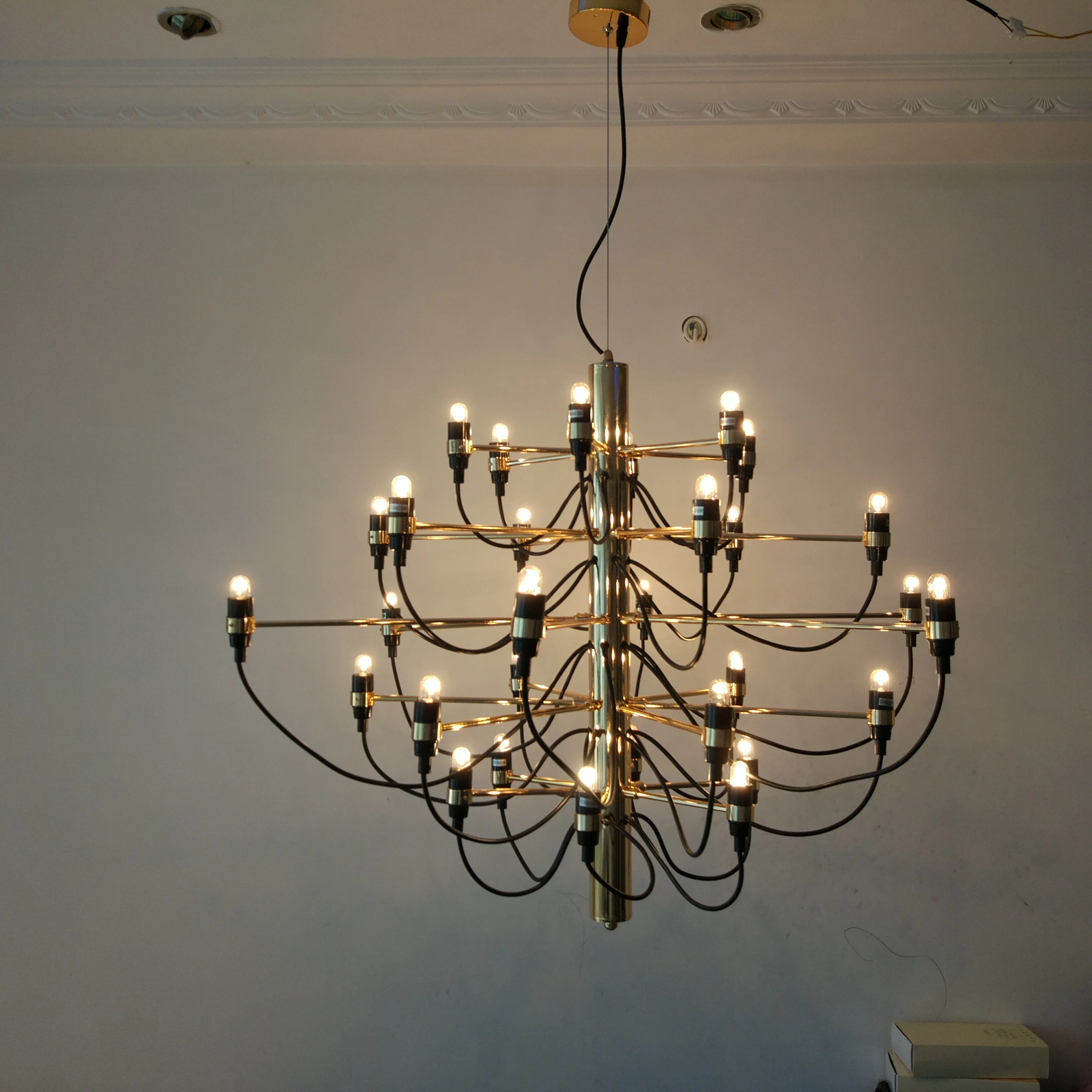 

Art Lighting Black Light Round Stainless Steel K9 Luxury Crystal Chandelier