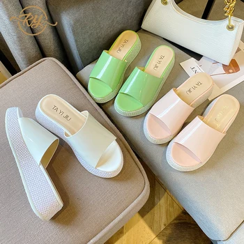 

RY-RELAA womens shoes Genuine Leather slippers women 2020 fashion fur shoes Women's sandals ins luxury shoes women Summer new