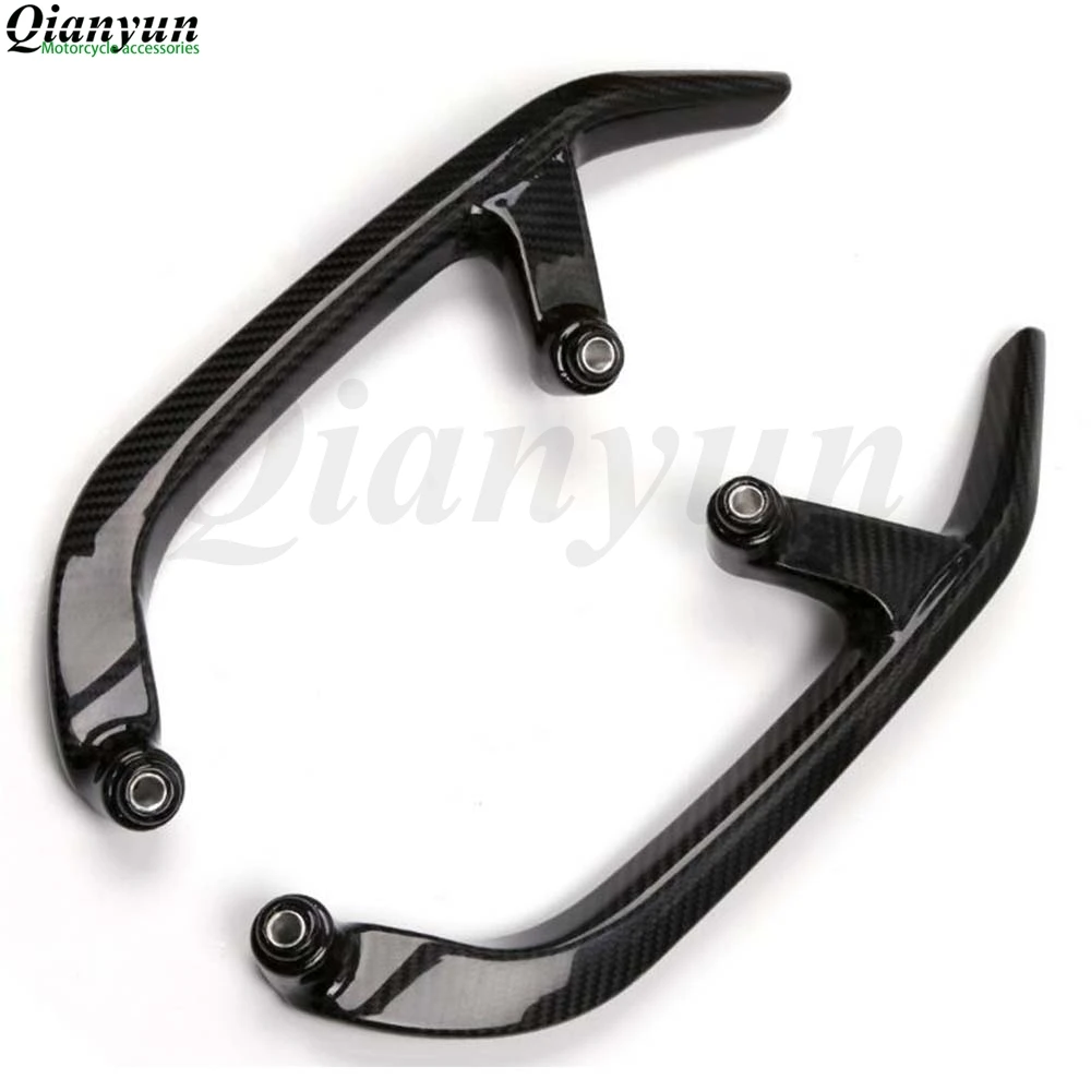 

Super-strength carbon fiber modified split rear armrest for YAMAHA TMAX530