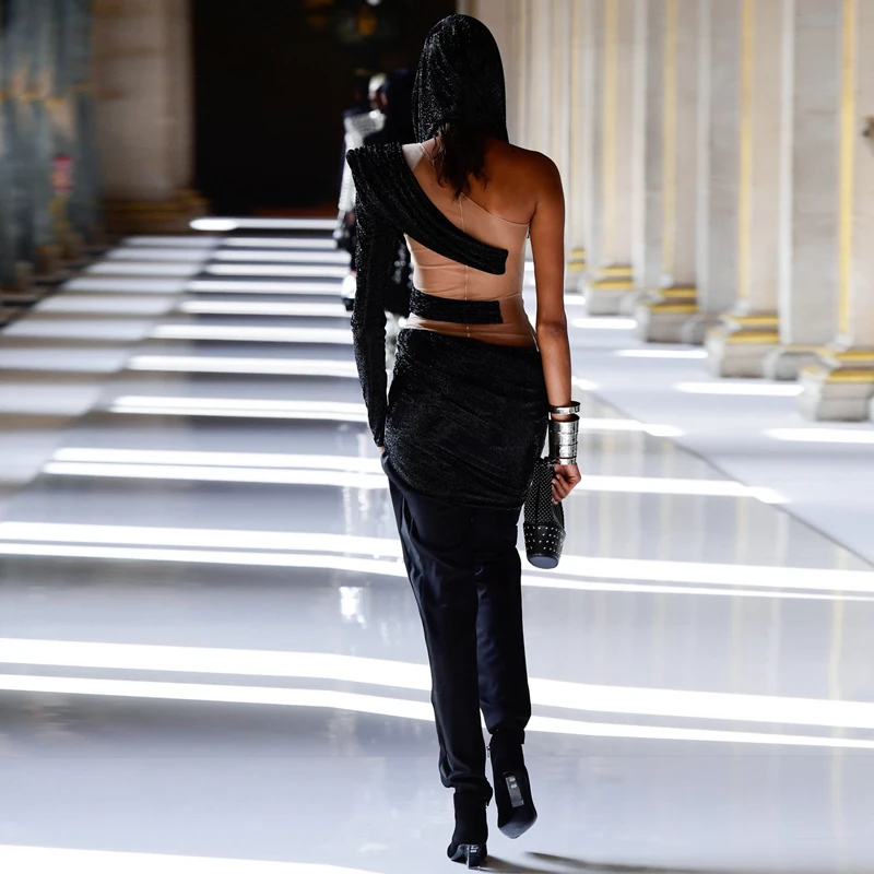 HTB12j2YNNnaK1RjSZFBq6AW7VXaI